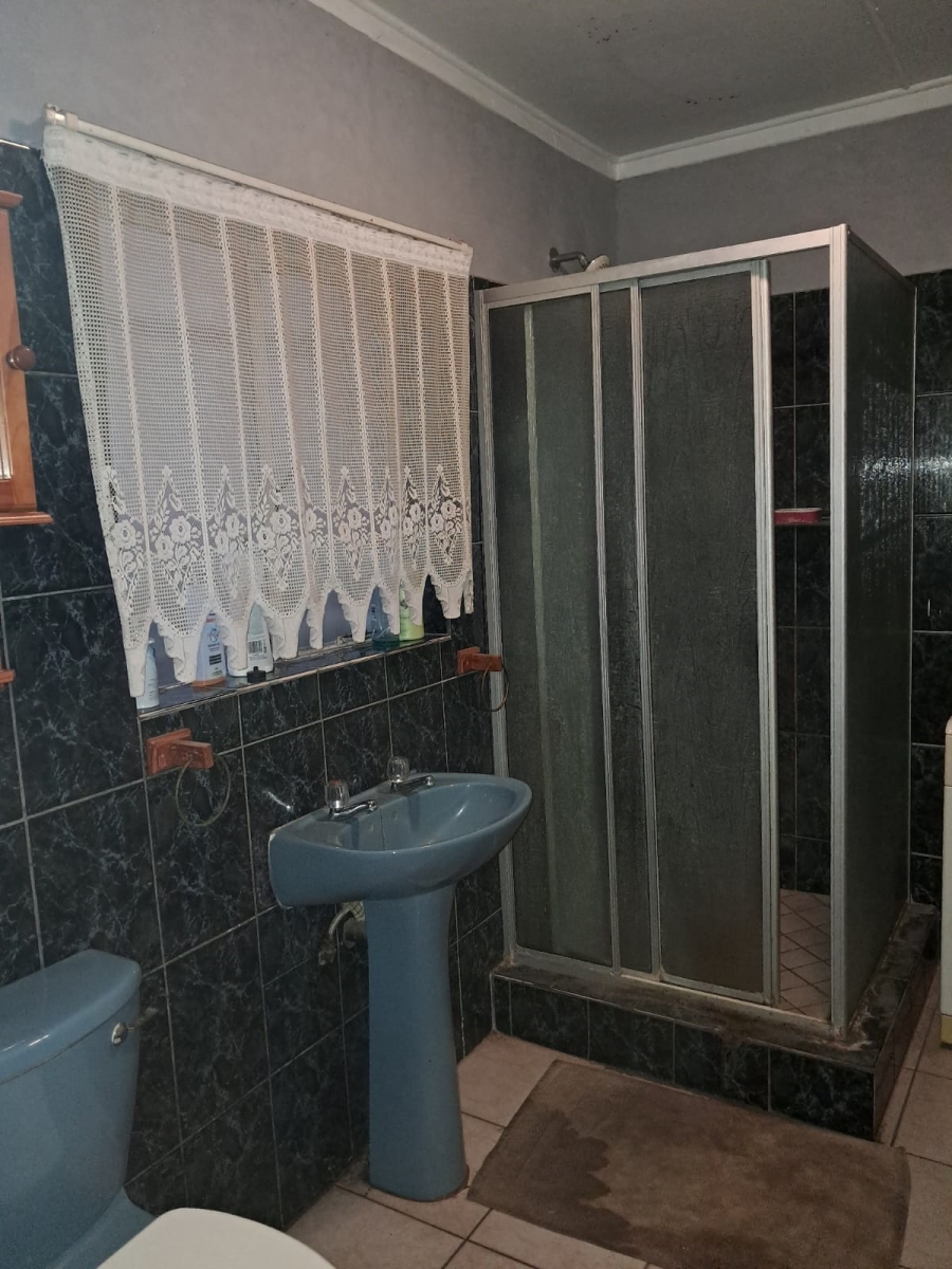 3 Bedroom Property for Sale in Naudeville Free State
